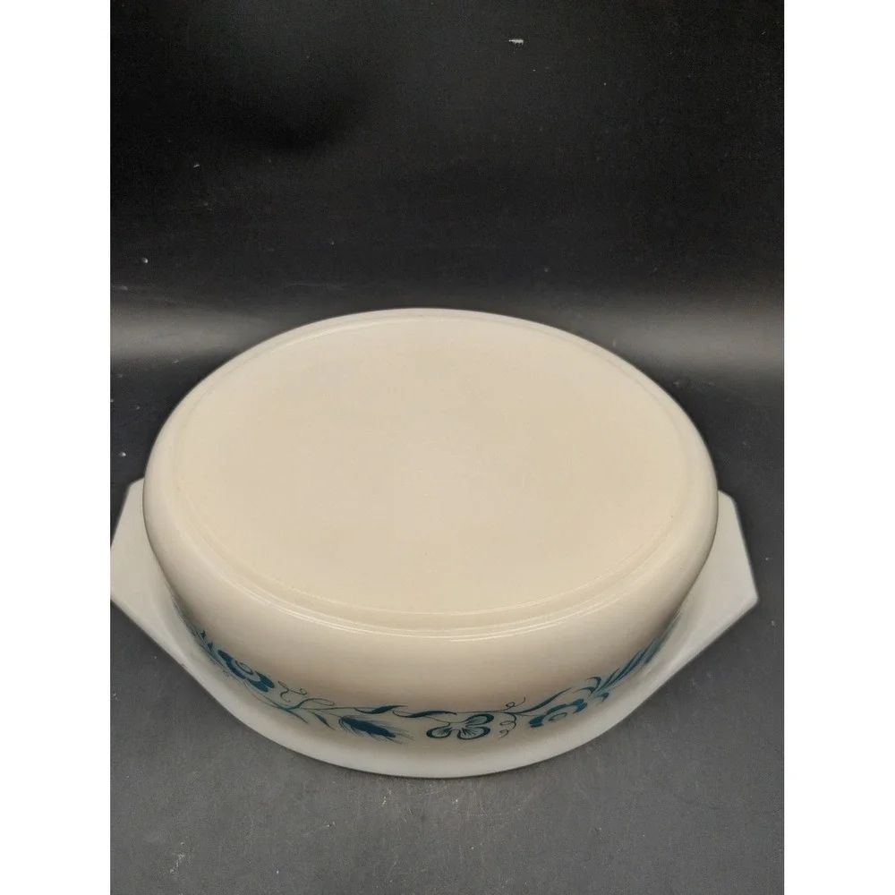 Pyrex vintage blue